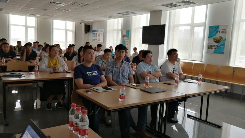 互联网公司心理咨询师培训：团体优惠背后的考量**