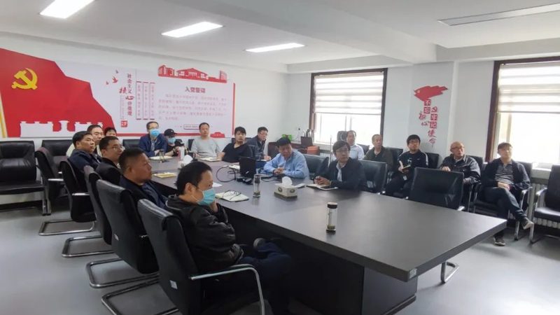小标题：一、费用构成解析